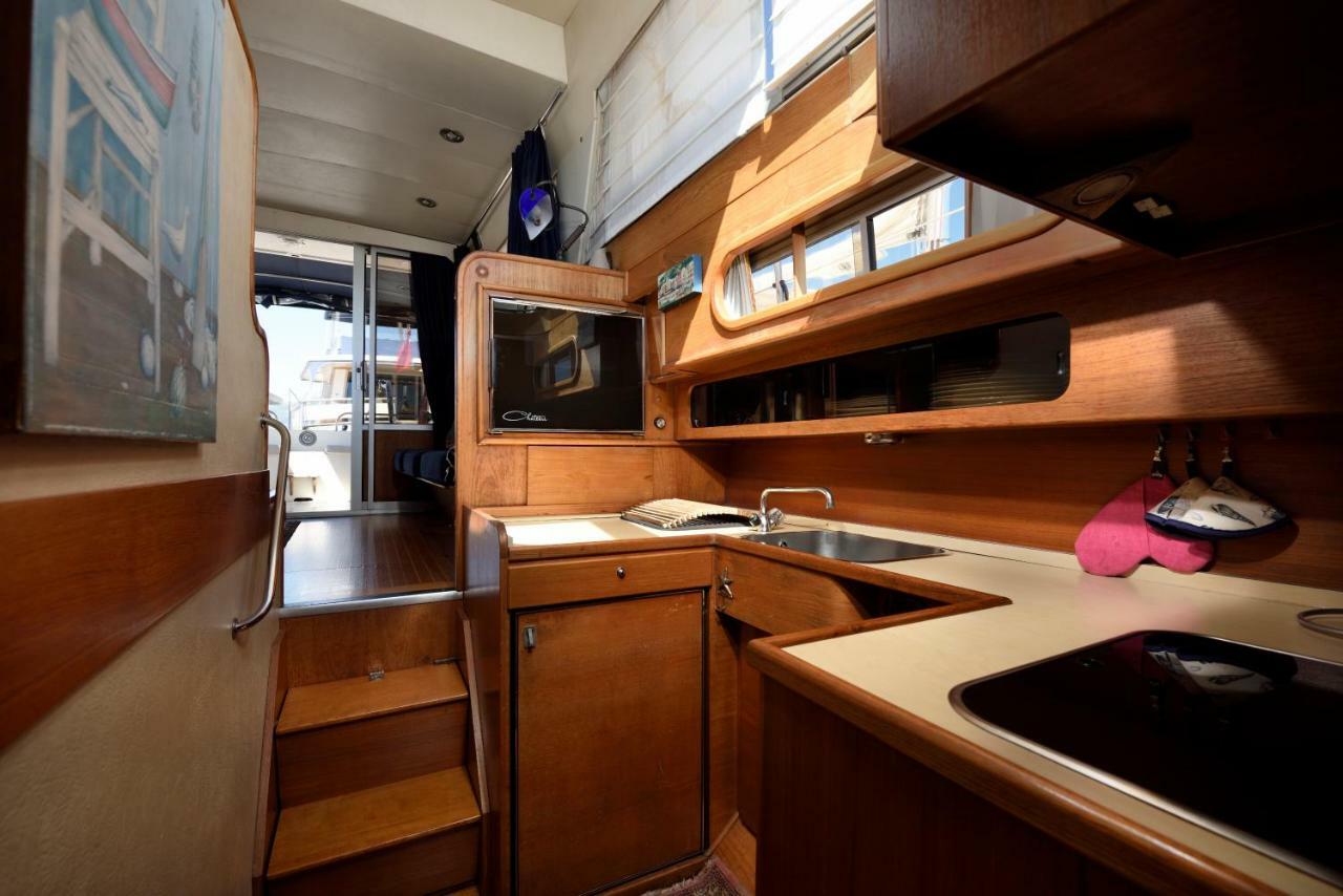 ホテルBlue II Yacht アルバタクス エクステリア 写真