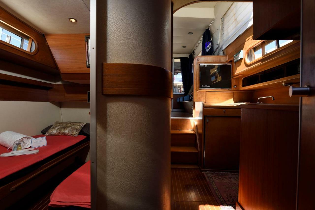 ホテルBlue II Yacht アルバタクス エクステリア 写真